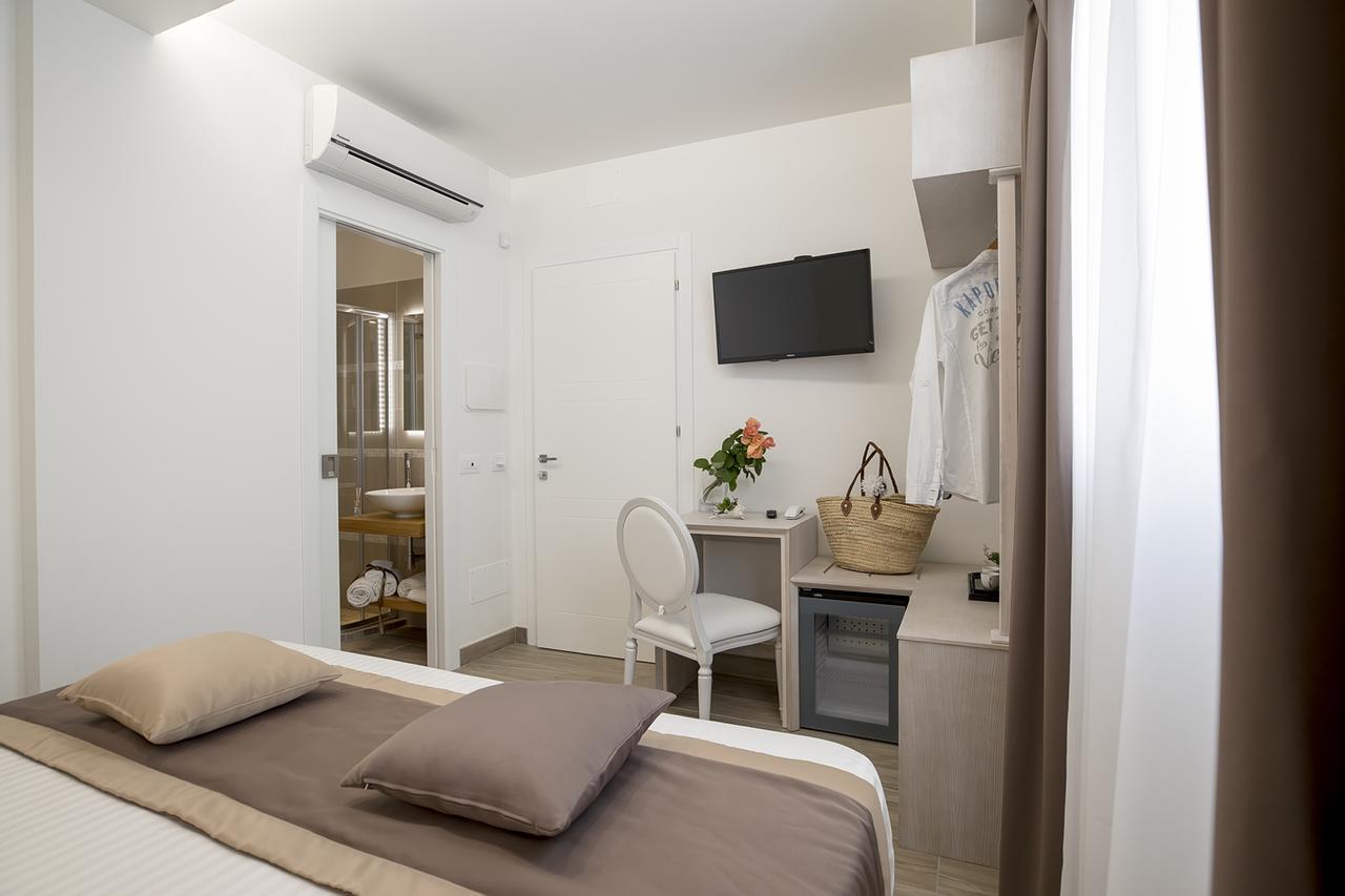 Il Mare Dentro Rooms 산비토로카포 외부 사진